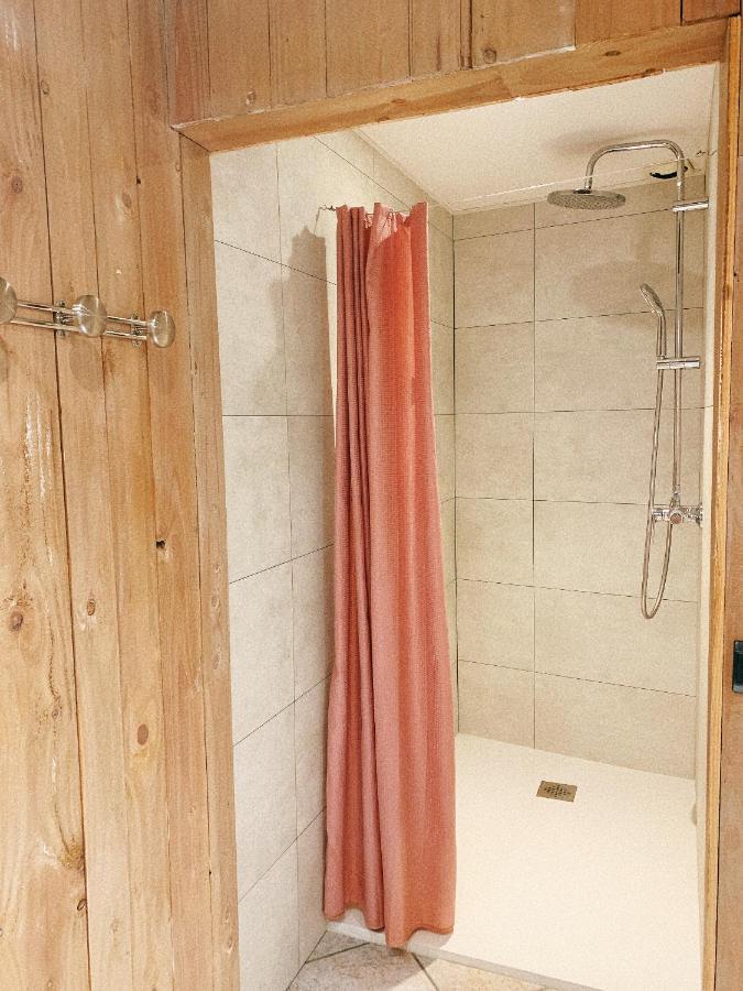 Chambre Independante Les Bains Du Bruant Saint-Porchaire Bagian luar foto